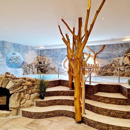Hotel Kocourkov Hlinsko Ngoại thất bức ảnh