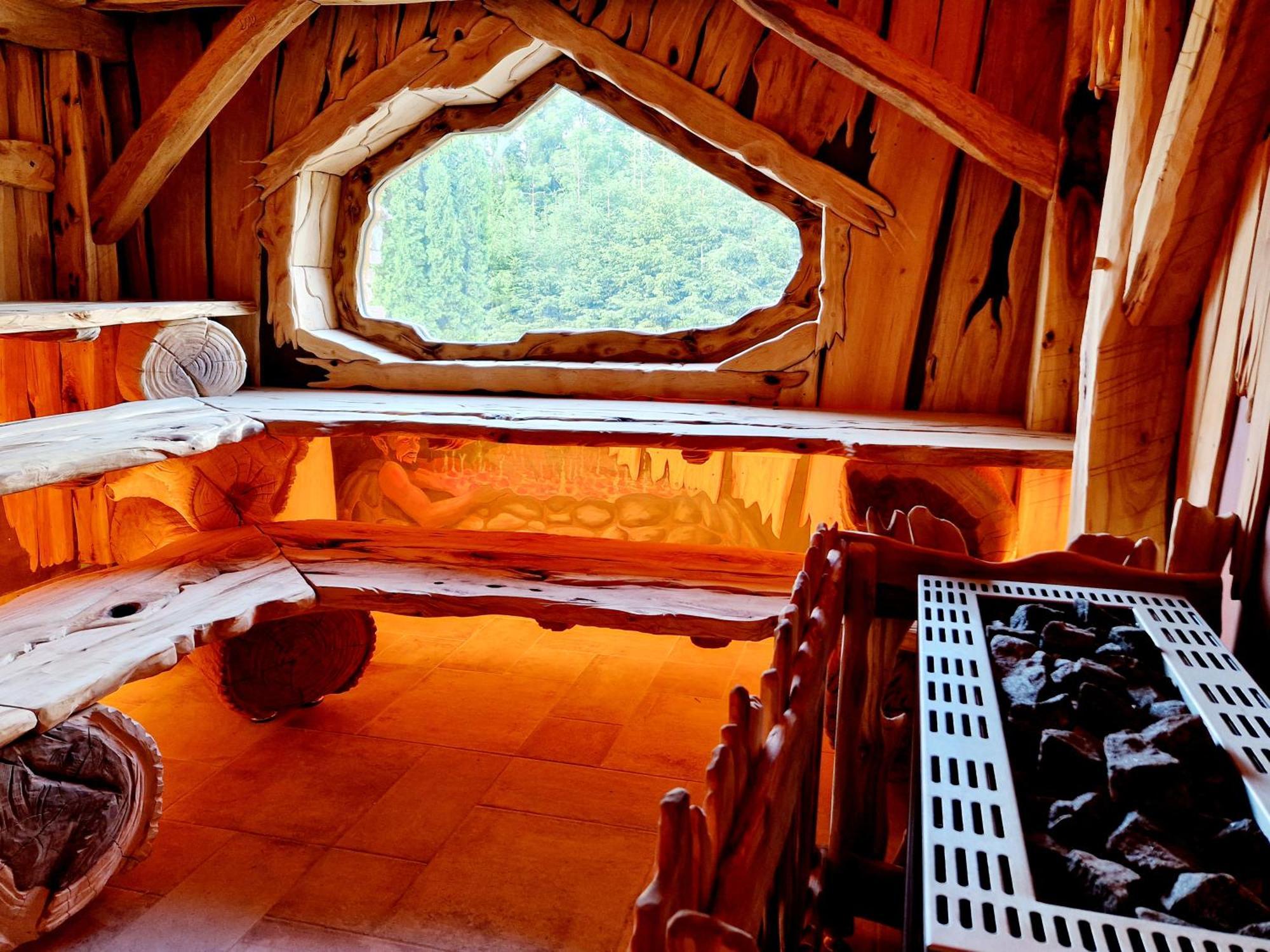 Hotel Kocourkov Hlinsko Ngoại thất bức ảnh